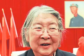 “父亲母亲，对不起，我没有照顾好哥哥”，纪录毛主席的儿女们图片
