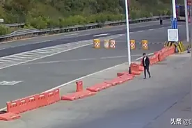 【川警故事】只因多看了你一眼，回家之路不再遥远！图片