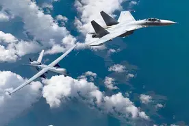 轮到美国着急了！俄罗斯抢先打捞到无人机，美媒讨论“战争介入”图片