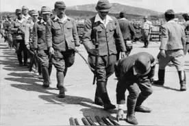 毛主席曾4次预测中国未来走势：3次命中，最后一条即将实现！图片