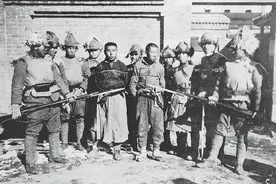 1948年日本15岁少年，谎报国籍加入中国解放军，誓死要为中国效力图片