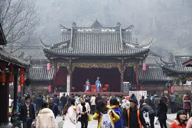 青城山后山山脚下的古镇—街子古镇图片