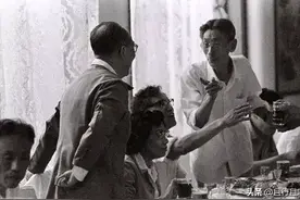 相声界辈分规矩有多严格，马三立侯宝林照相不能并排就座？图片