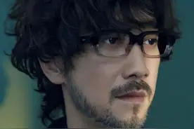 "情歌教父"周传雄的尴尬：当时代想抛弃一个人时，连招呼都不会打图片