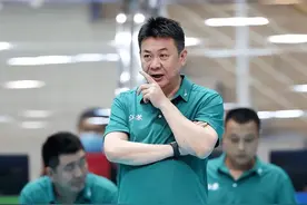 蔡斌为何不重用新人？王云蕗只强一点点，培养王逸凡等人更好图片