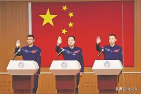 神舟十六号乘组给人惊喜，非飞行员入选航天员，普通人也能上天宫图片