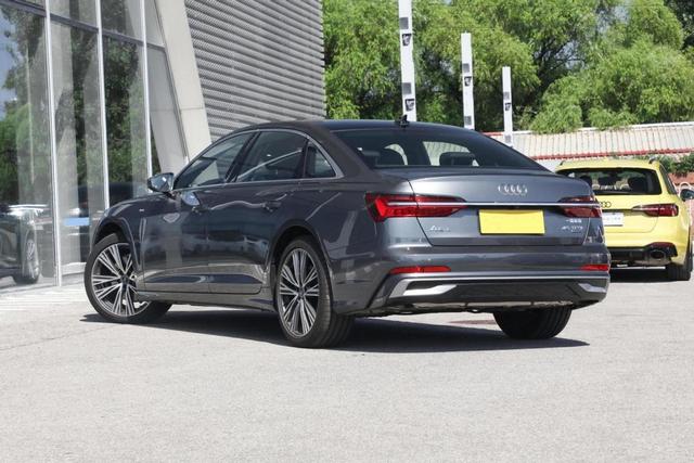 售价41.98万起，定位C级车，奥迪A6L真的是普通家庭的天花板了吗