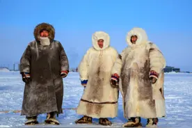 为何因纽特人在零下40度的北极，要脱光衣服睡雪屋？不怕冷吗？图片