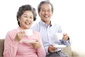 老一辈常说：“晚年苦不苦，就看五十五”，这句话是什么意思呢？图片