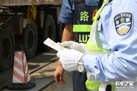 驾考新规4月实施，A2驾照实习期可以开半挂车？图片