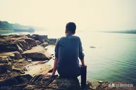 50岁丧偶的男人：婚姻真没什么意思，一个人的日子挺好，不想再婚图片