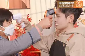 心酸中透露着好笑，2022年“最荒唐”直播间出现了图片