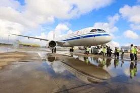 国航首架C919正式入列 记者揭秘： 航程更长，座椅间距更宽敞图片