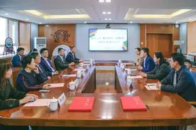 青大附中高中为学生发展赋能！名师担任学科首席教师，多元实践为学生注入新动能图片