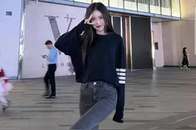 紧身裤的诱惑和魅力，简直就是时尚的战力天花板图片