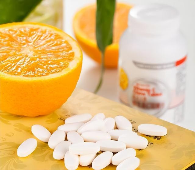 几块钱一瓶维生素B12，或可以“摆平”这5种病，看完涨知识了