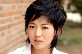 演员王茜华“千里追夫”，二婚和沈航生下儿女，她真的幸福吗？图片