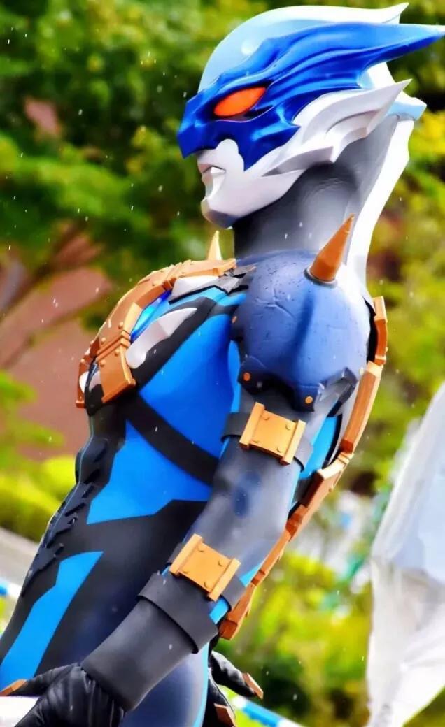 瓒呭竻鐨勫ゥ鐗规浖澹佺焊