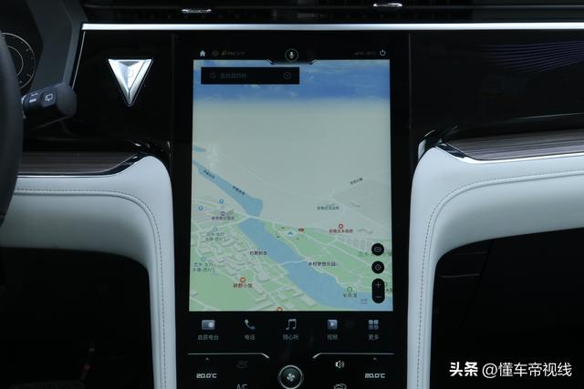 新车 | 售12.66万元起，1.5T+7DCT/配女王副驾，试驾新款启辰星