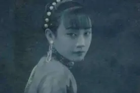 女特务奉美国少将之命计划刺杀毛泽东，周恩来得知，派美男子反制图片