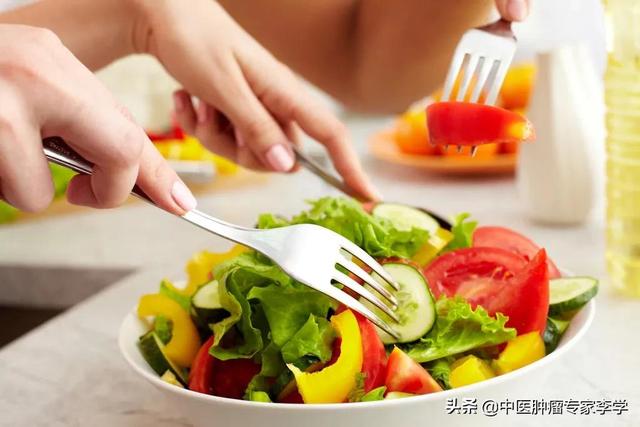 癌症是“养”出来的!4个口口相传的好习惯,竟在滋养癌细胞