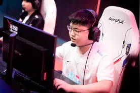 “圣枪哥高达89，UZI仅84”？LOL电竞经理评分遭质疑，机制需背锅图片