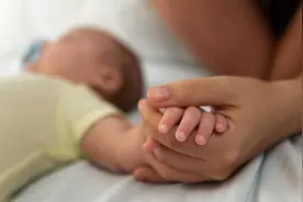 我劝你不要随便领养孩子，因为基因里的“恶”你难以想象图片