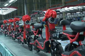 河南商丘首富：累计卖出超过5000万辆“小电驴”，赚得130亿身家图片