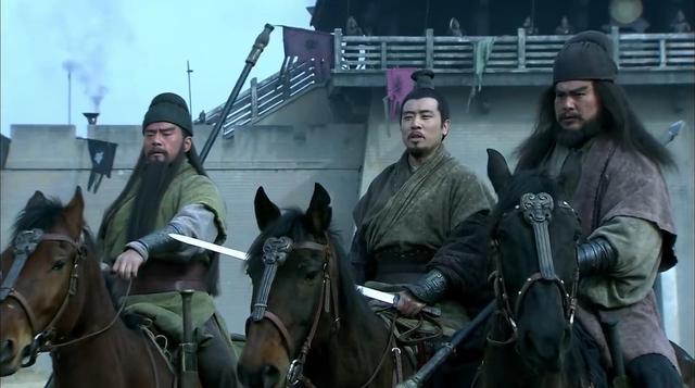 同样是《三国演义》，央视版和新版放在一起观看，可谓天差地别