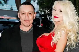 18 位青少年结婚的名人图片