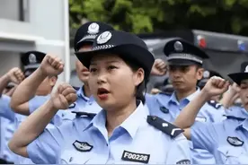 同样是“合同工”，辅警与协警有啥区别？过来人：差得不是一点点图片