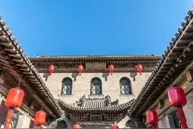 看着乔家大院的兴盛，山西灵石的王家大院估计现在都悔青肠子了！图片