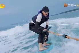 《向往的生活》彭昱畅两次说话，张子枫立刻照做，磕到了这对兄妹图片