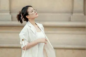 10月初开始，鸿运从天降，贵人相助，职场升职加薪的五个星座图片