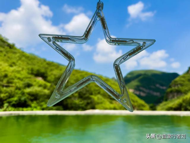 保定有一半是山区，但这座山的风景在我爬过的保定大山能排第二
