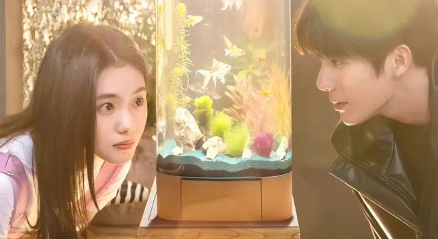 成年人才懂的心动天花板，是“一眼上头	”？