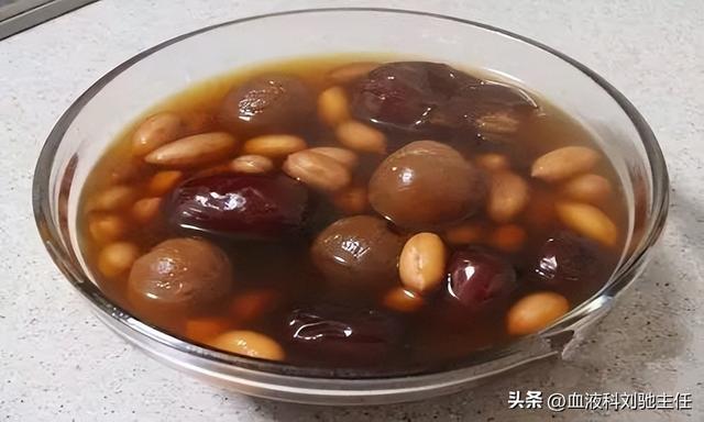 这4个食疗方，增加血小板又调理气血 ，提高抵抗力！
