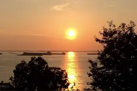 遥望洞庭山水翠：六首写洞庭湖的名诗，风格迥异，您喜欢哪首呢图片