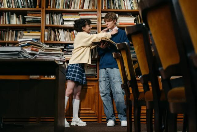 5个成年人的早恋故事和心理学解释：怎样的早恋能走到最后？