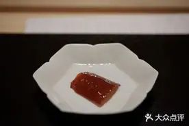 人均两千仍吃不饱，上海某餐厅被骂上热搜图片