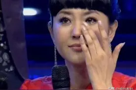 她在央视主持了15年，竟然只是个临时工？辞职离开后又被高薪聘回图片