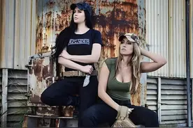 最受欧洲特种兵青睐的战术刀之一 锐利异常的极端武力经典—接触C图片