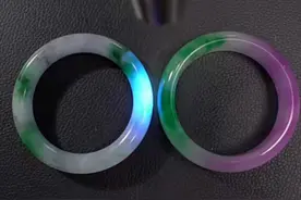 染色注胶的假翡翠在紫光灯下是什么样子？教你3招分辨翡翠真假图片