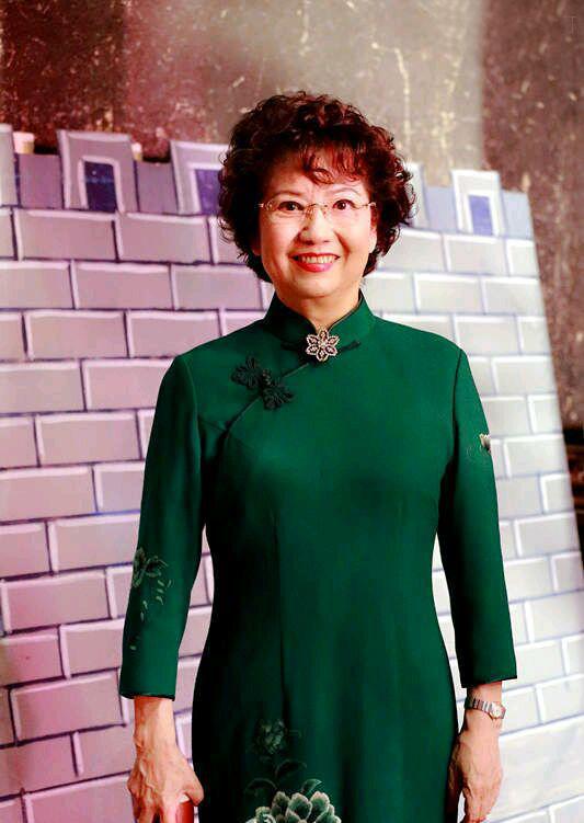 “京剧女神”李维康：曾看不起病，女儿北大毕业，她对家人有愧疚