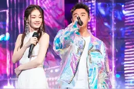 苗苗郑恺爱情风波接二连三！婚变传闻更加“醒目”图片