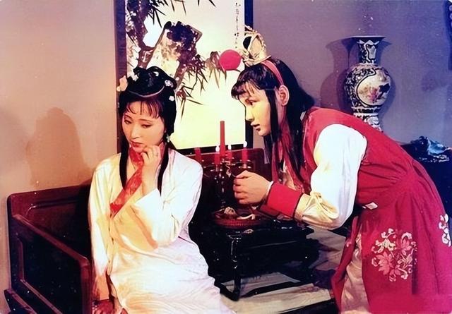 林黛玉的性格有什么特点（林黛玉人物形象分析她不仅爱哭矫情有才情）