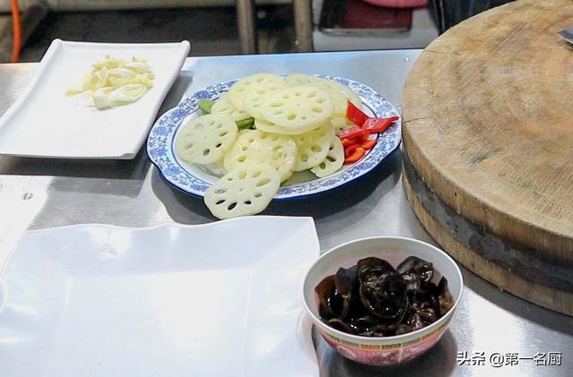 鑰佽瘽锛氬鍚冭眴锛岃儨杩囪倝锛佸缓璁鍚?绉嶈眴锛屼綆鐑噺楂樿泲鐧斤紝鍒笉鎳傚悆