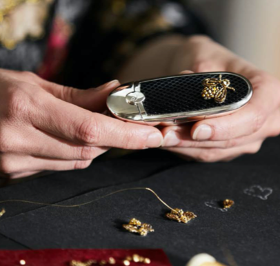 芬展幻彩美白身体乳