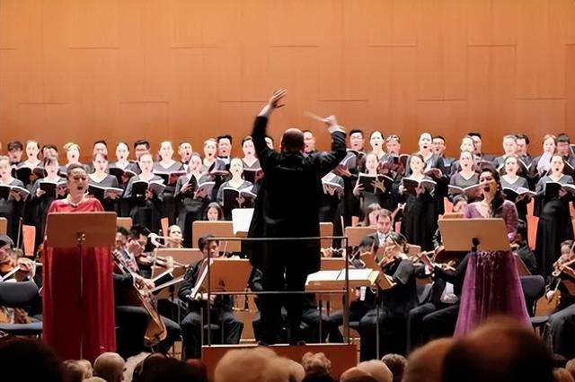 ����Ф����Ʒ����ɫ�ص㼰���༼�ɣ��ԡ���һ������������Ϊ��