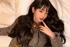 韩国女团五个绝美女爱豆！身材火辣！最后一个是北京妹子！图片